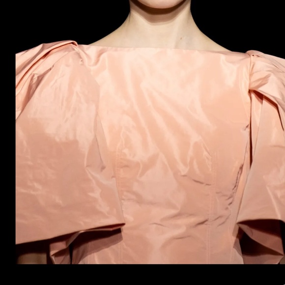 GIVENCHY Light Peach Pink Runway Dress Cape Sleeves S 2 - Picture 7 of 8